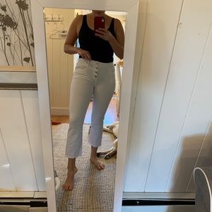 WHITE CROPPED JEANS